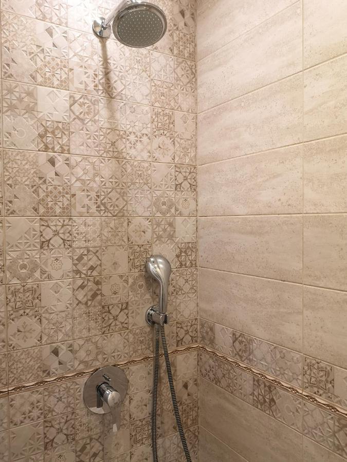 Central Varna Apartment - Lets4Holiday 外观 照片