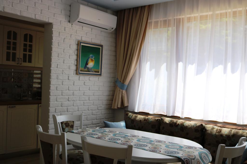 Central Varna Apartment - Lets4Holiday 外观 照片