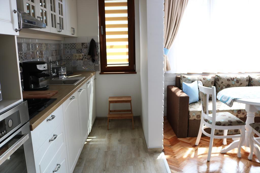 Central Varna Apartment - Lets4Holiday 外观 照片
