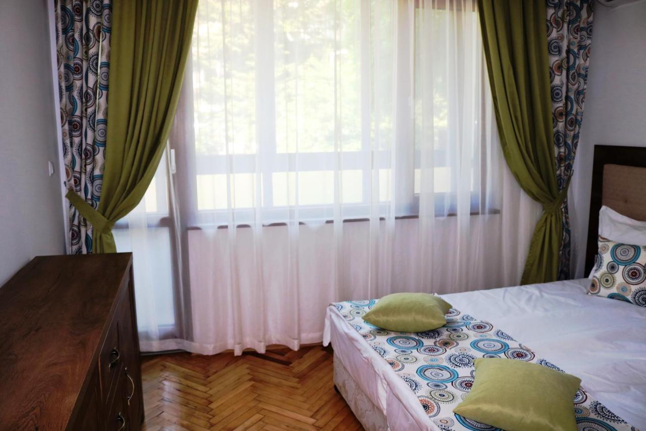 Central Varna Apartment - Lets4Holiday 外观 照片